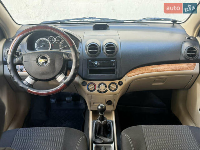 Бежевий Шевроле Авео, об'ємом двигуна 1.6 л та пробігом 89 тис. км за 5199 $, фото 26 на Automoto.ua