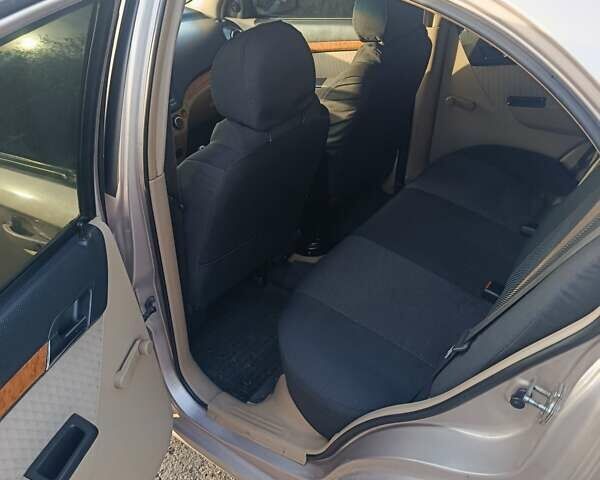 Шевроле Авео 2008 в Запорожье на Automoto.ua Бежевый Шевроле Авео, объемом двигателя 1.6 л и пробегом 243 тыс. км за 4600 $, фото 2 на Automoto.ua