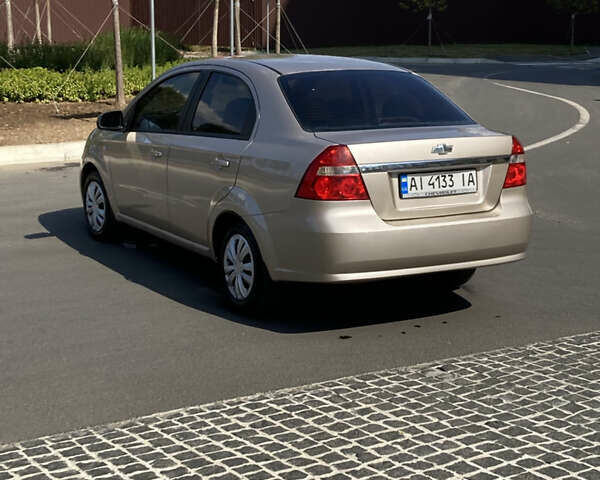 Бежевий Шевроле Авео, об'ємом двигуна 1.6 л та пробігом 470 тис. км за 3500 $, фото 3 на Automoto.ua