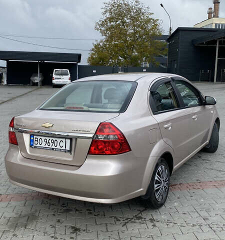 Бежевий Шевроле Авео, об'ємом двигуна 1.6 л та пробігом 140 тис. км за 4000 $, фото 9 на Automoto.ua