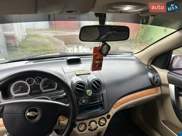 Шевроле Авео 2008 в Кременчуге на Automoto.ua Бежевый Шевроле Авео, объемом двигателя 1.6 л и пробегом 198 тыс. км за 5100 $, фото 8 на Automoto.ua
