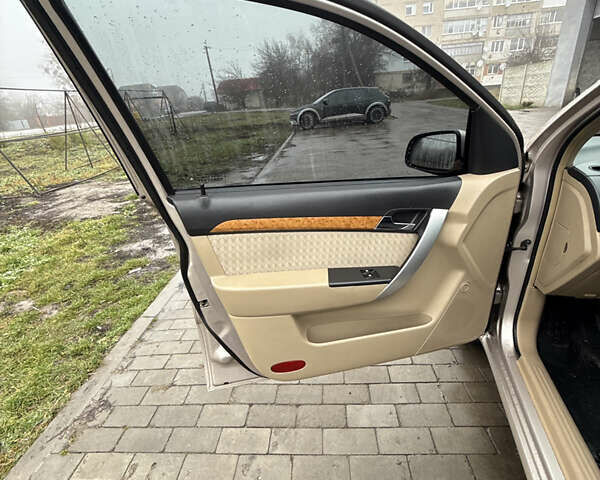 Бежевый Шевроле Авео, объемом двигателя 1.6 л и пробегом 278 тыс. км за 5400 $, фото 45 на Automoto.ua