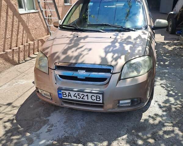 Бежевый Шевроле Авео, объемом двигателя 1.6 л и пробегом 195 тыс. км за 3000 $, фото 6 на Automoto.ua