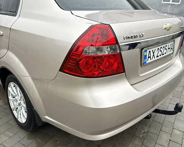 Бежевый Шевроле Авео, объемом двигателя 1.6 л и пробегом 278 тыс. км за 5400 $, фото 17 на Automoto.ua