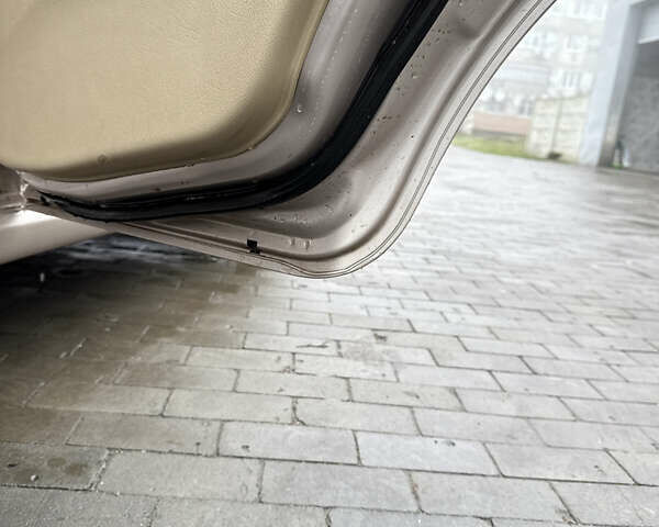 Бежевый Шевроле Авео, объемом двигателя 1.6 л и пробегом 278 тыс. км за 5400 $, фото 24 на Automoto.ua