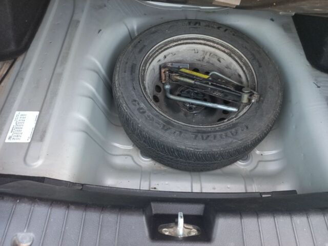 Бежевий Шевроле Авео, об'ємом двигуна 1.6 л та пробігом 180 тис. км за 4750 $, фото 12 на Automoto.ua