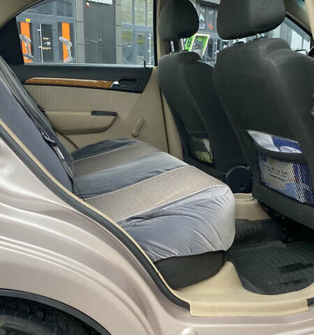 Бежевий Шевроле Авео, об'ємом двигуна 1.6 л та пробігом 140 тис. км за 4000 $, фото 25 на Automoto.ua