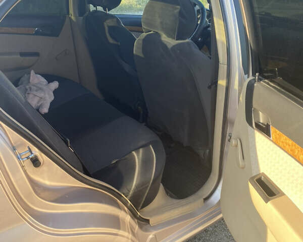 Бежевый Шевроле Авео, объемом двигателя 1.6 л и пробегом 210 тыс. км за 4200 $, фото 20 на Automoto.ua