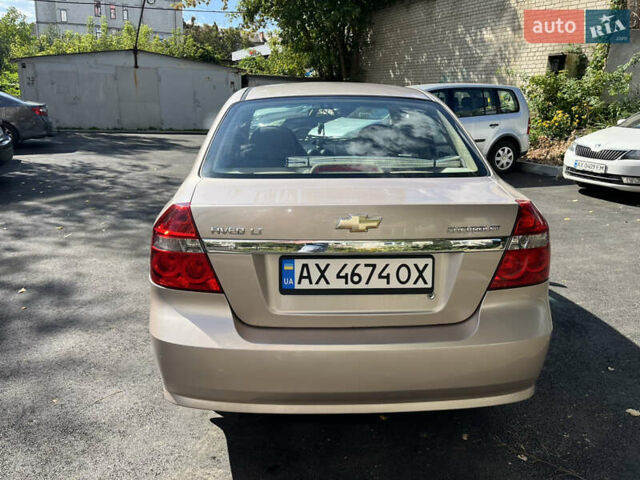 Бежевий Шевроле Авео, об'ємом двигуна 1.6 л та пробігом 53 тис. км за 5199 $, фото 3 на Automoto.ua