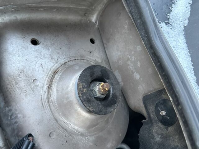 Бежевый Шевроле Авео, объемом двигателя 1.6 л и пробегом 230 тыс. км за 3500 $, фото 3 на Automoto.ua