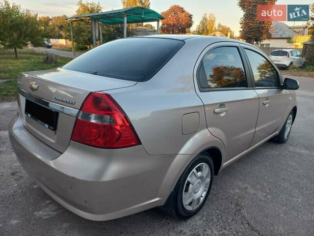 Бежевый Шевроле Авео, объемом двигателя 1.6 л и пробегом 180 тыс. км за 4650 $, фото 2 на Automoto.ua