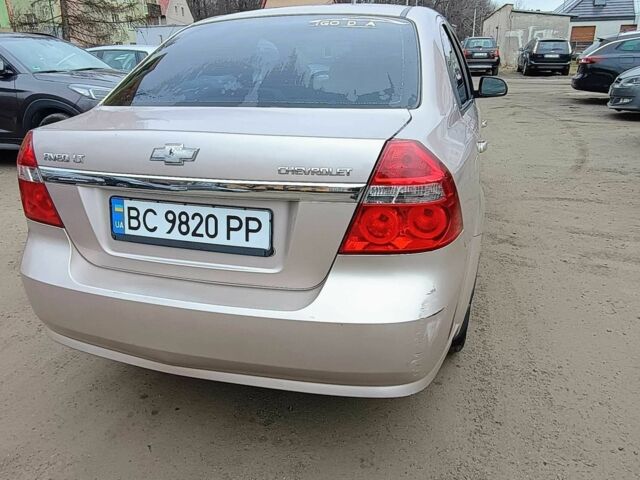 Бежевый Шевроле Авео, объемом двигателя 1.6 л и пробегом 154 тыс. км за 3500 $, фото 3 на Automoto.ua