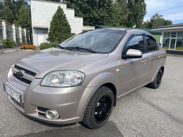 Бежевый Шевроле Авео, объемом двигателя 1.6 л и пробегом 210 тыс. км за 4500 $, фото 6 на Automoto.ua