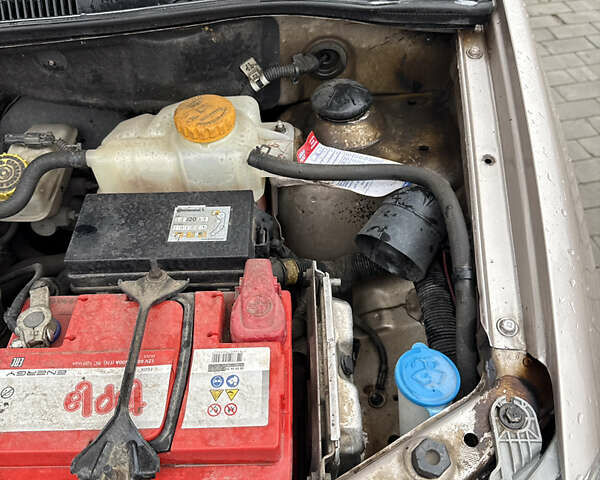 Бежевый Шевроле Авео, объемом двигателя 1.6 л и пробегом 278 тыс. км за 5400 $, фото 35 на Automoto.ua