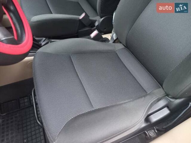 Бежевый Шевроле Авео, объемом двигателя 1.6 л и пробегом 180 тыс. км за 4500 $, фото 11 на Automoto.ua