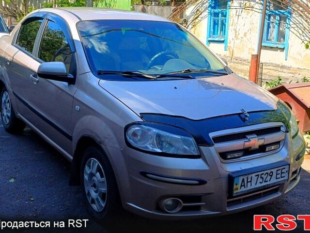 Бежевый Шевроле Авео, объемом двигателя 1.6 л и пробегом 320 тыс. км за 4000 $, фото 3 на Automoto.ua