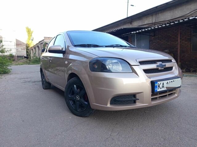 Бежевый Шевроле Авео, объемом двигателя 1.6 л и пробегом 160 тыс. км за 4150 $, фото 2 на Automoto.ua