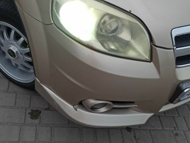 Бежевый Шевроле Авео, объемом двигателя 1.4 л и пробегом 300 тыс. км за 3300 $, фото 6 на Automoto.ua