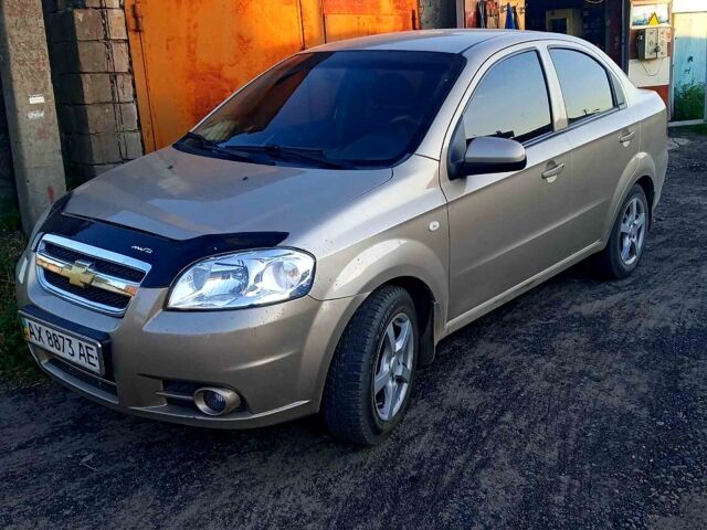 Бежевий Шевроле Авео, об'ємом двигуна 1.5 л та пробігом 125 тис. км за 3900 $, фото 3 на Automoto.ua