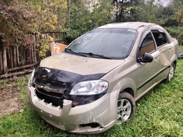 Бежевый Шевроле Авео, объемом двигателя 1.5 л и пробегом 2 тыс. км за 3000 $, фото 2 на Automoto.ua