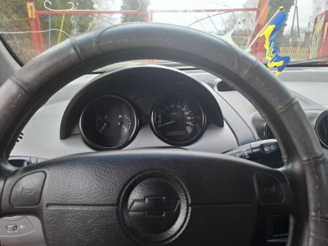 Черный Шевроле Авео, объемом двигателя 1 л и пробегом 342 тыс. км за 2300 $, фото 2 на Automoto.ua