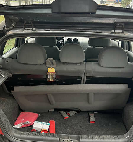 Черный Шевроле Авео, объемом двигателя 1.4 л и пробегом 202 тыс. км за 3600 $, фото 2 на Automoto.ua