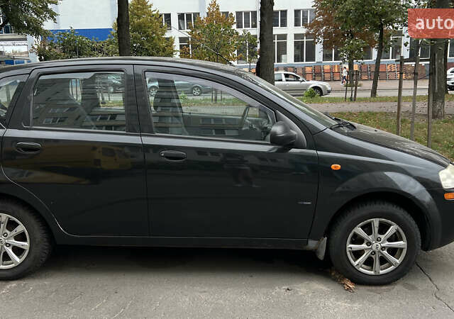 Черный Шевроле Авео, объемом двигателя 1.4 л и пробегом 202 тыс. км за 3600 $, фото 17 на Automoto.ua