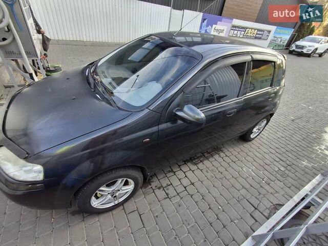 Черный Шевроле Авео, объемом двигателя 1.5 л и пробегом 220 тыс. км за 1900 $, фото 5 на Automoto.ua