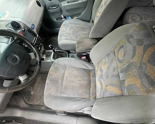 Чорний Шевроле Авео, об'ємом двигуна 1.5 л та пробігом 230 тис. км за 2600 $, фото 4 на Automoto.ua