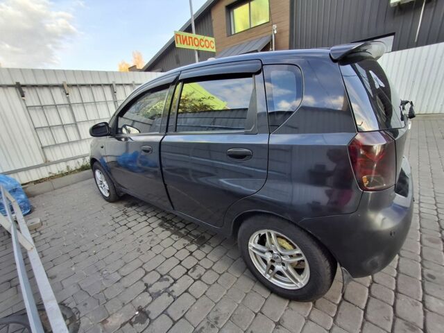 Черный Шевроле Авео, объемом двигателя 1.5 л и пробегом 220 тыс. км за 2000 $, фото 2 на Automoto.ua