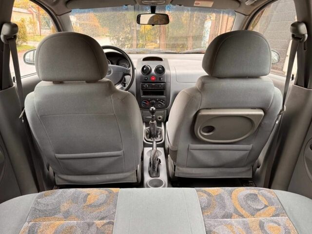 Черный Шевроле Авео, объемом двигателя 1.5 л и пробегом 94 тыс. км за 2650 $, фото 19 на Automoto.ua