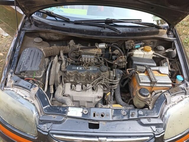 Черный Шевроле Авео, объемом двигателя 1.5 л и пробегом 230 тыс. км за 2500 $, фото 10 на Automoto.ua