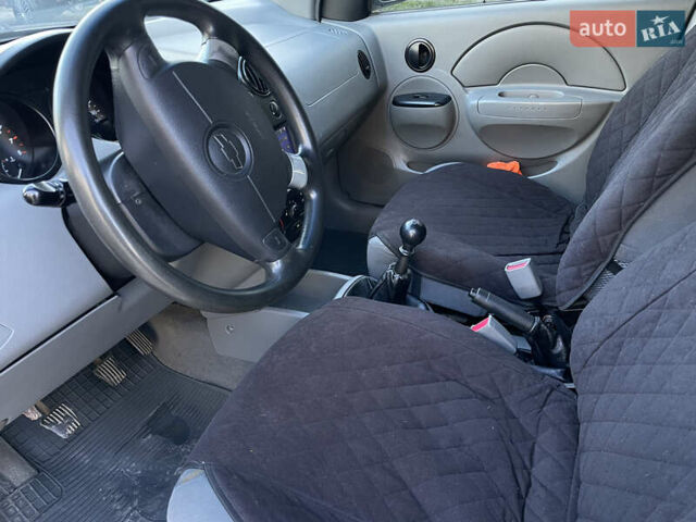 Черный Шевроле Авео, объемом двигателя 1.5 л и пробегом 210 тыс. км за 2750 $, фото 7 на Automoto.ua