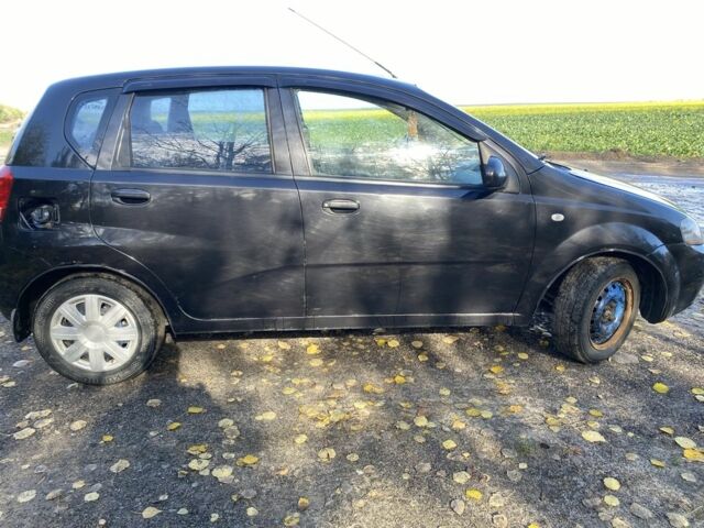 Черный Шевроле Авео, объемом двигателя 1.5 л и пробегом 272 тыс. км за 1400 $, фото 3 на Automoto.ua