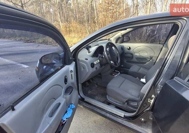 Чорний Шевроле Авео, об'ємом двигуна 1.5 л та пробігом 270 тис. км за 2500 $, фото 4 на Automoto.ua