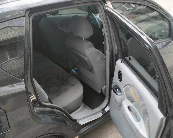 Черный Шевроле Авео, объемом двигателя 1.5 л и пробегом 143 тыс. км за 2000 $, фото 7 на Automoto.ua