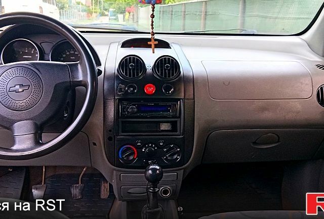 Черный Шевроле Авео, объемом двигателя 1.5 л и пробегом 250 тыс. км за 1900 $, фото 1 на Automoto.ua