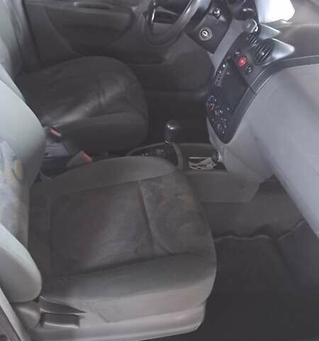 Чорний Шевроле Авео, об'ємом двигуна 1.5 л та пробігом 247 тис. км за 1550 $, фото 6 на Automoto.ua