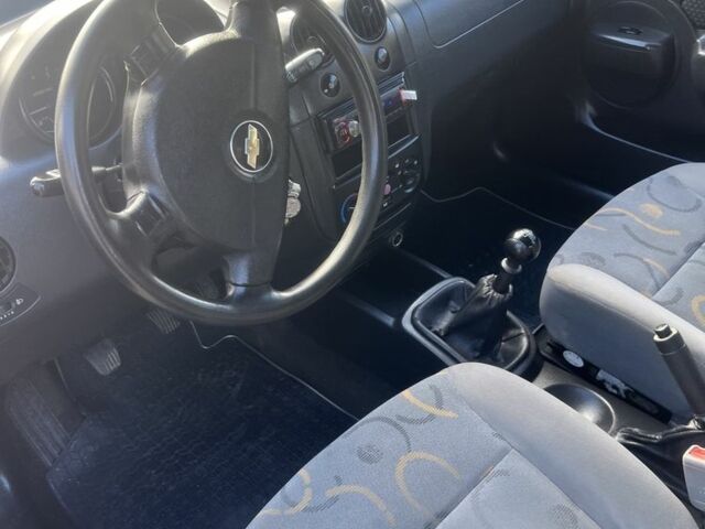 Черный Шевроле Авео, объемом двигателя 1.5 л и пробегом 260 тыс. км за 2600 $, фото 5 на Automoto.ua