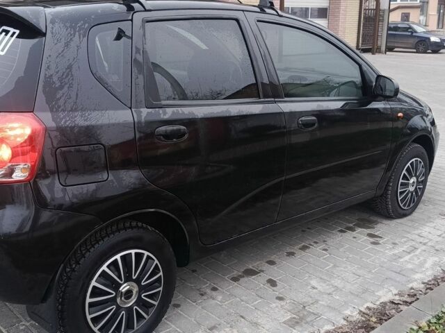 Черный Шевроле Авео, объемом двигателя 1.5 л и пробегом 217 тыс. км за 2800 $, фото 7 на Automoto.ua