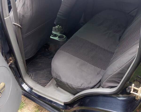 Черный Шевроле Авео, объемом двигателя 1.5 л и пробегом 250 тыс. км за 2700 $, фото 1 на Automoto.ua