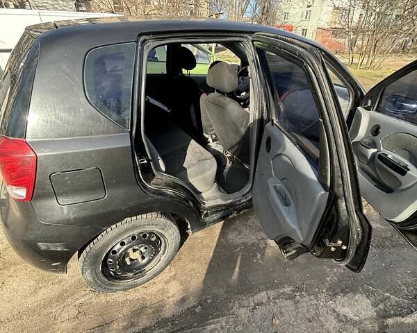 Черный Шевроле Авео, объемом двигателя 1.5 л и пробегом 261 тыс. км за 2300 $, фото 9 на Automoto.ua