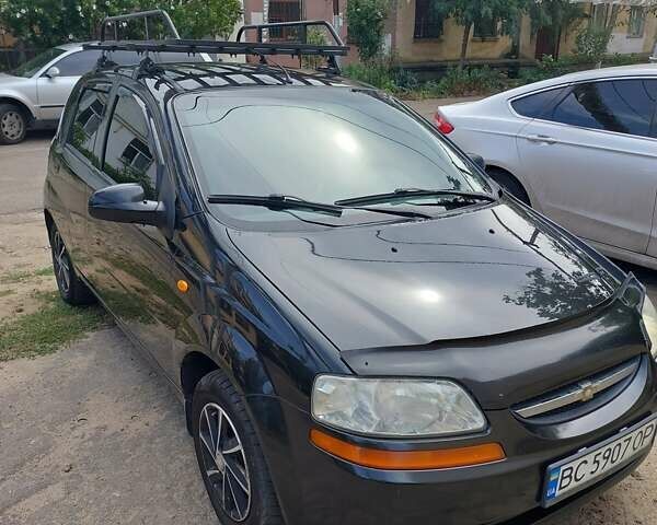 Черный Шевроле Авео, объемом двигателя 1.5 л и пробегом 265 тыс. км за 3000 $, фото 1 на Automoto.ua