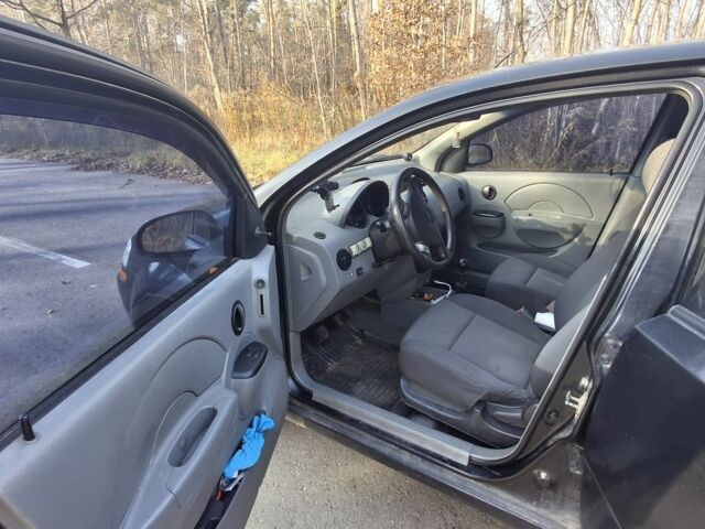 Чорний Шевроле Авео, об'ємом двигуна 1.5 л та пробігом 270 тис. км за 2500 $, фото 5 на Automoto.ua