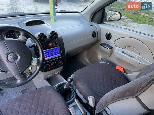 Черный Шевроле Авео, объемом двигателя 1.5 л и пробегом 210 тыс. км за 2750 $, фото 9 на Automoto.ua