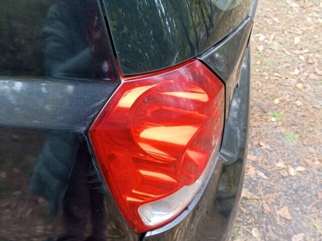 Черный Шевроле Авео, объемом двигателя 1.5 л и пробегом 230 тыс. км за 2500 $, фото 12 на Automoto.ua