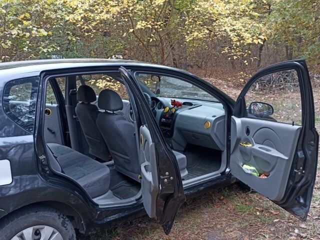 Черный Шевроле Авео, объемом двигателя 1.5 л и пробегом 230 тыс. км за 2500 $, фото 11 на Automoto.ua