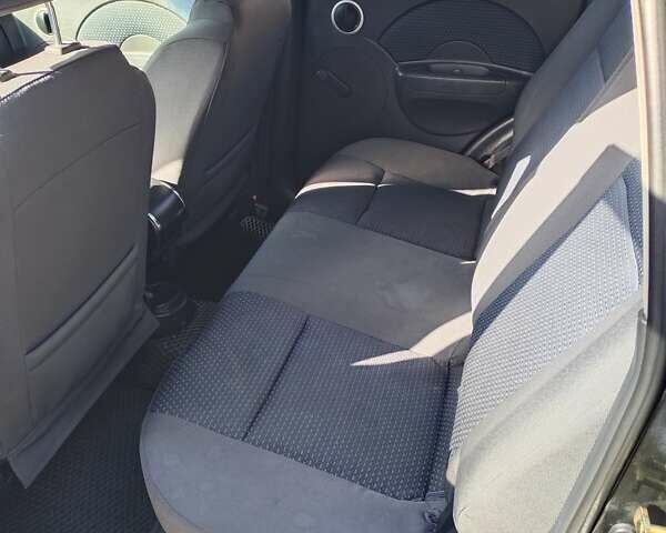 Шевроле Авео 2006 в Кропивницком (Кировограде) на Automoto.ua Черный Шевроле Авео, объемом двигателя 1.4 л и пробегом 137 тыс. км за 4000 $, фото 6 на Automoto.ua