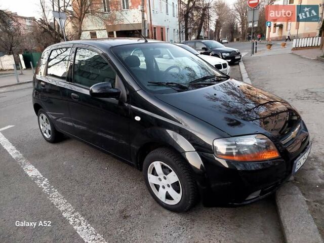 Черный Шевроле Авео, объемом двигателя 1.5 л и пробегом 140 тыс. км за 4200 $, фото 2 на Automoto.ua