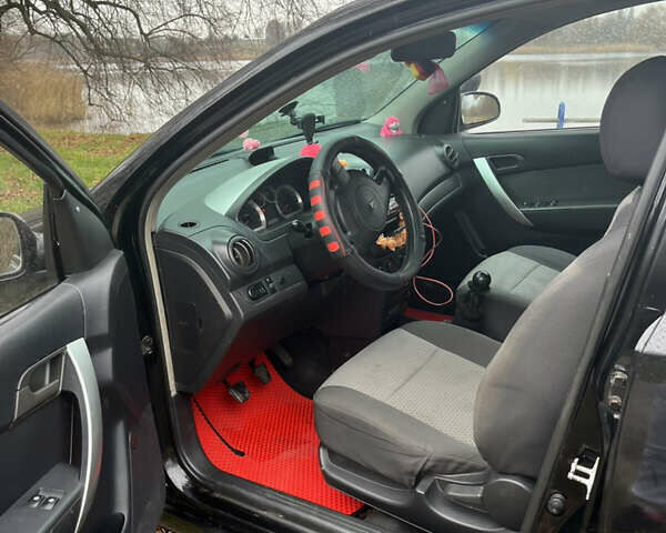 Черный Шевроле Авео, объемом двигателя 1.5 л и пробегом 125 тыс. км за 3000 $, фото 7 на Automoto.ua